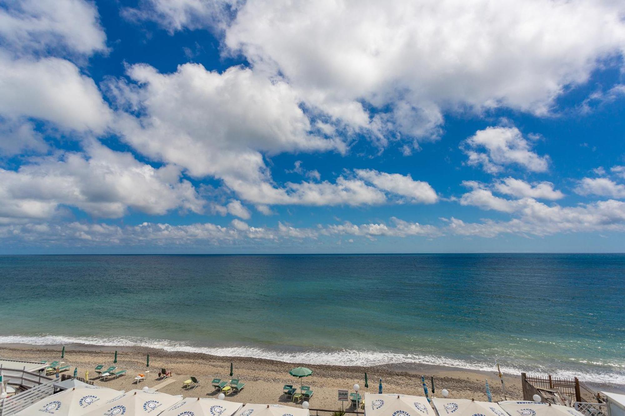 Blue Beach Буссана-Нуова Экстерьер фото